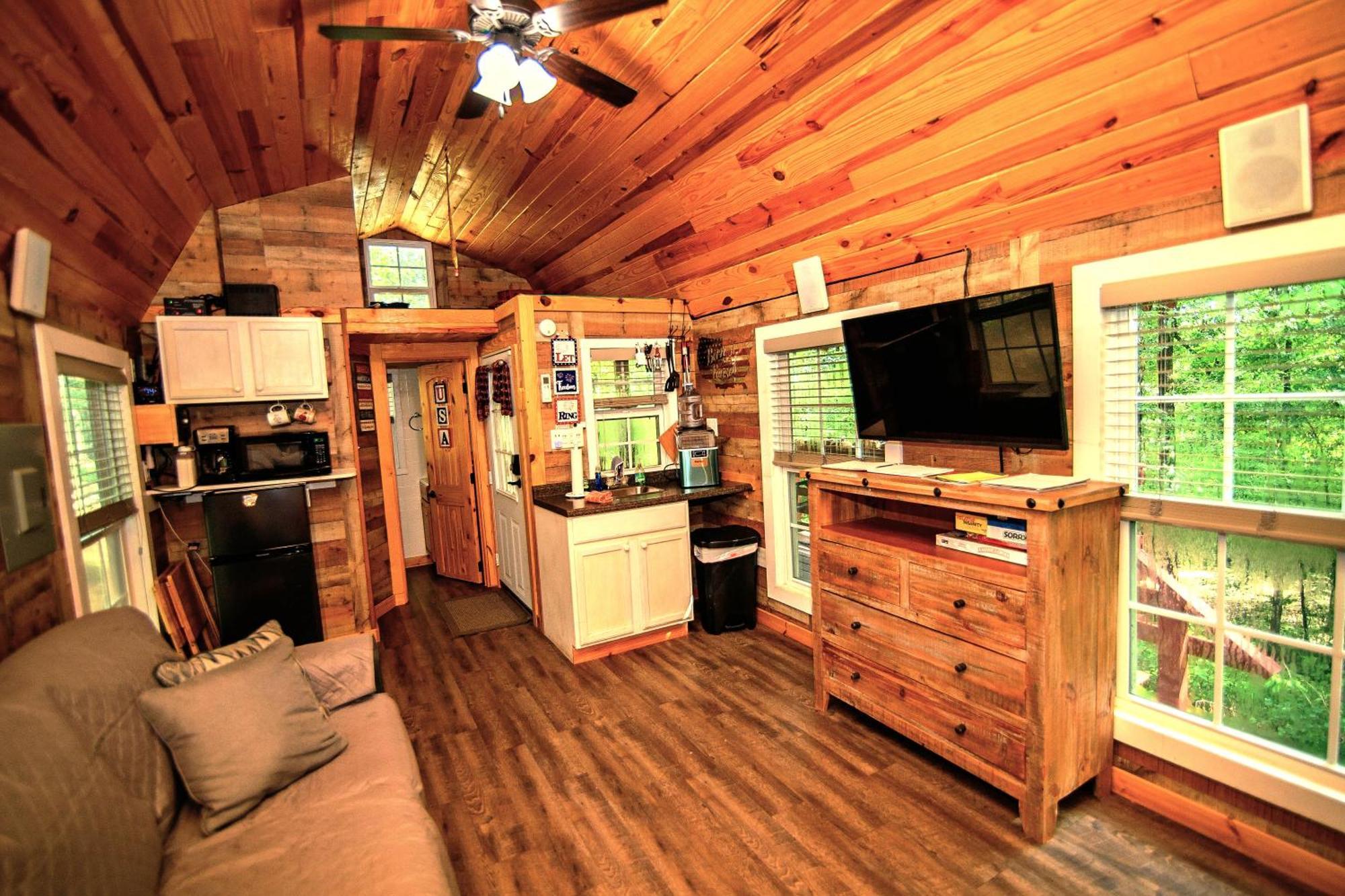 The Americana - Parker Creek Bend Cabins Мурфрисборо Экстерьер фото