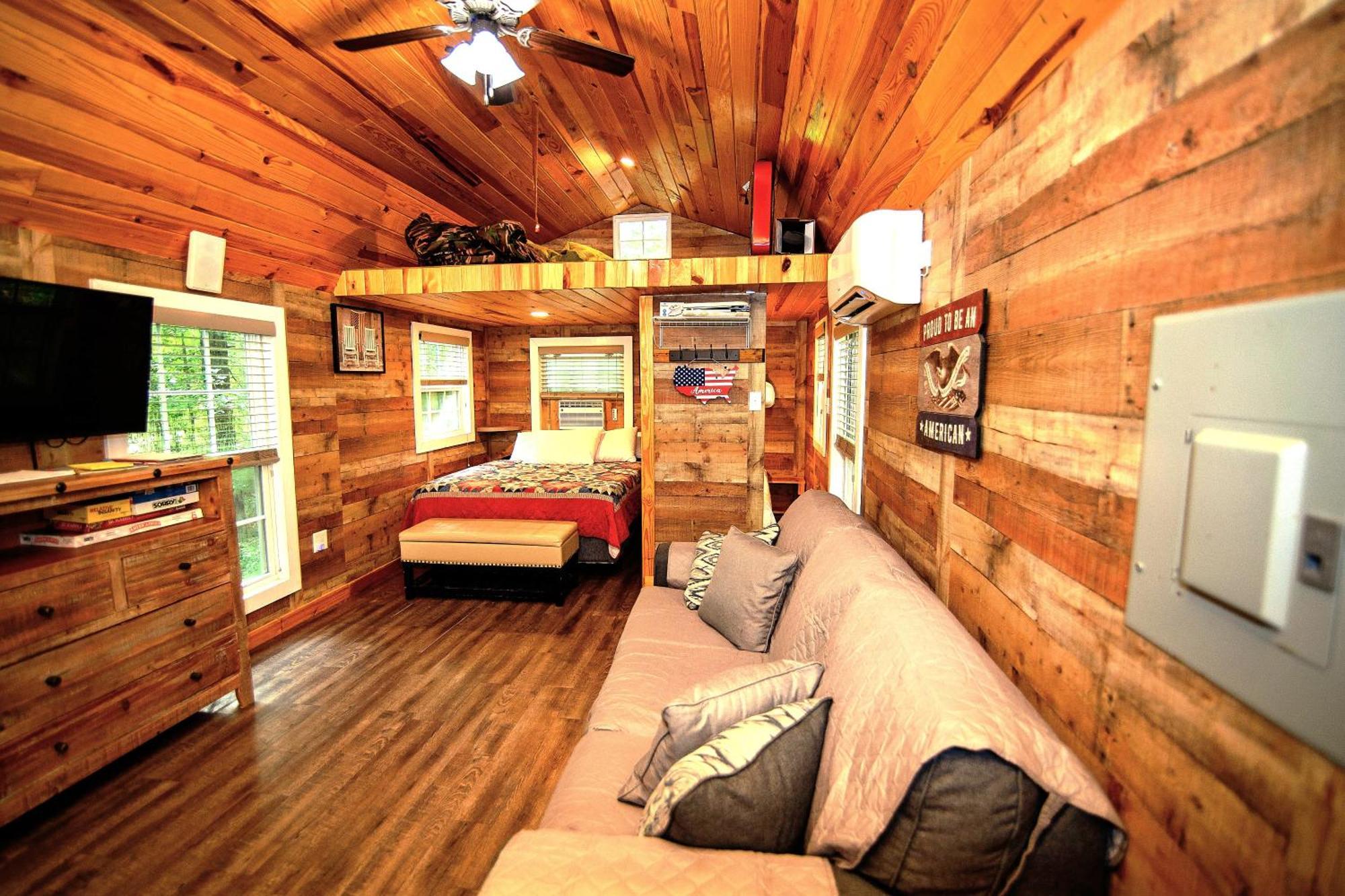 The Americana - Parker Creek Bend Cabins Мурфрисборо Экстерьер фото